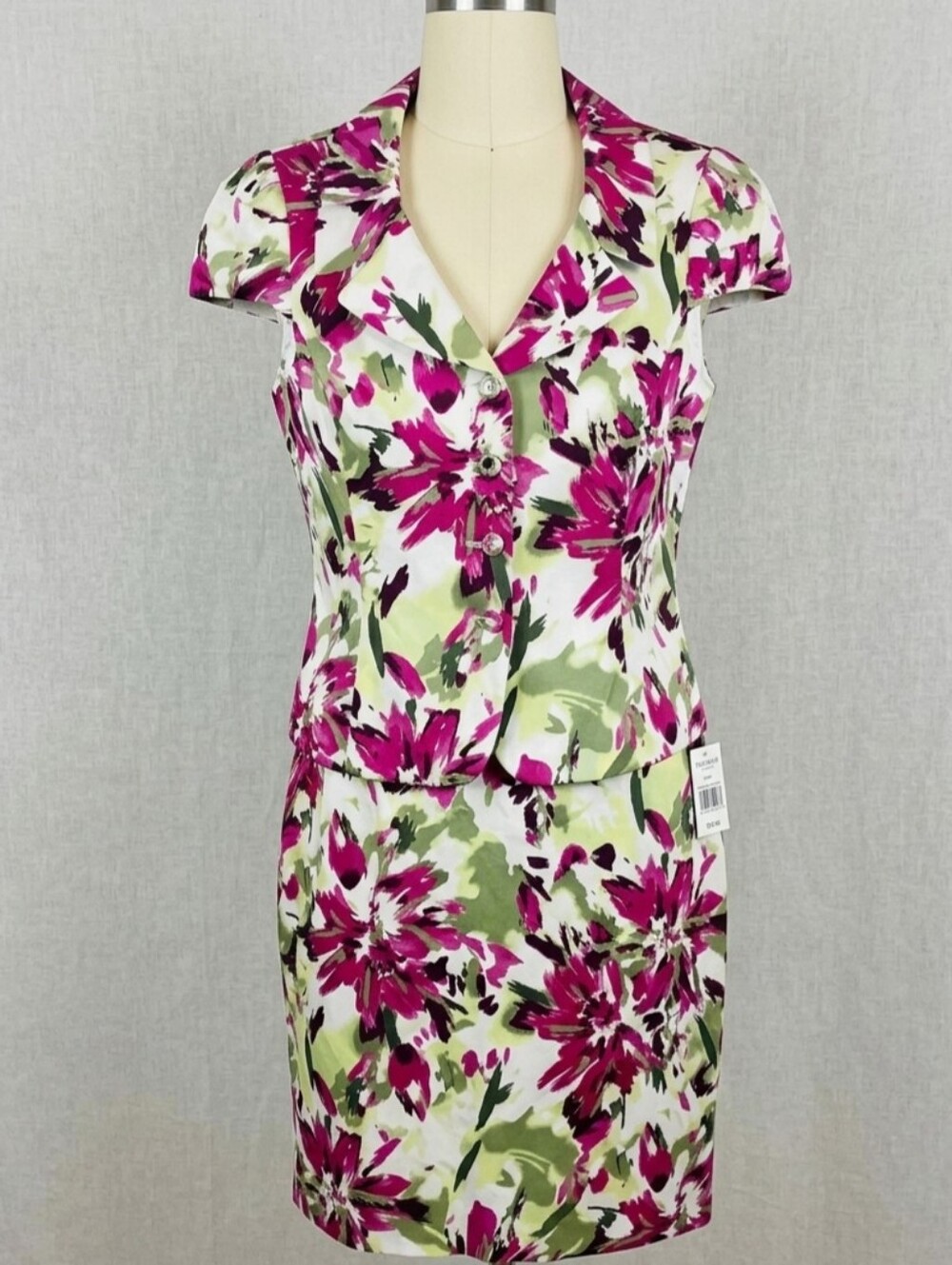 Tahari ASL White Pink & Green Floral Short Sleeve Skirt Set